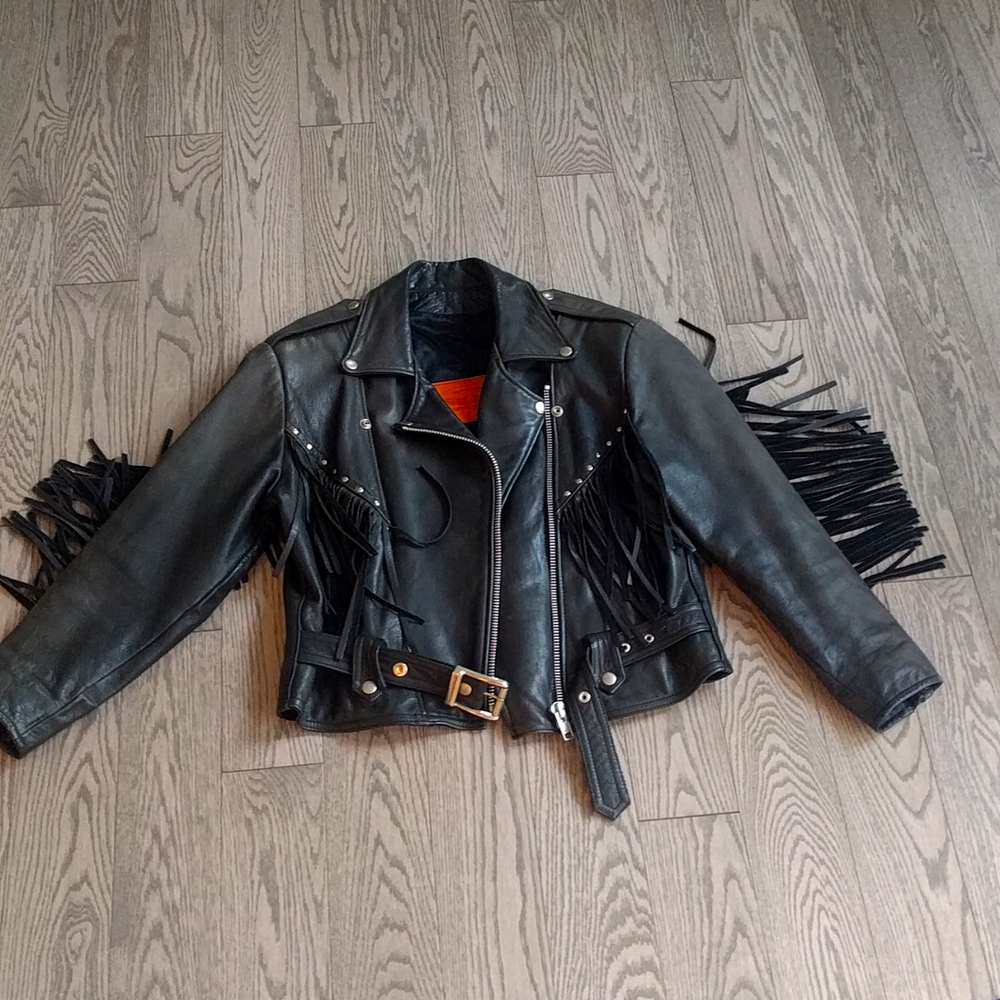 Beautiful Genuine leather jacket 🌸🍀🍀biker